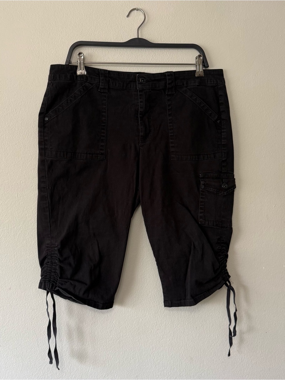Y2K Gloria Vanderbilt Cargo Capri Pants